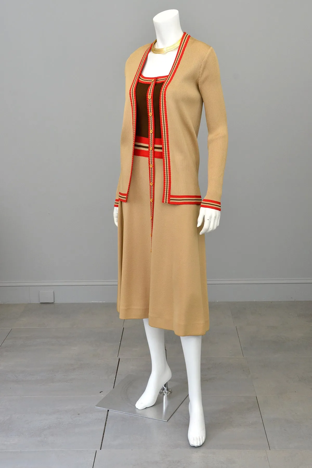 1970s Camel Brown Red Color Block Cardigan Sweater