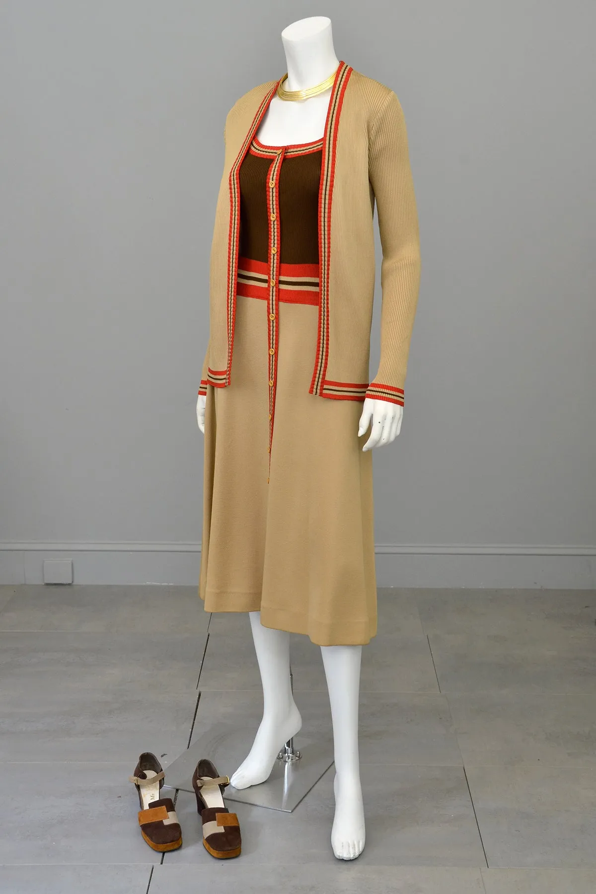 1970s Camel Brown Red Color Block Cardigan Sweater