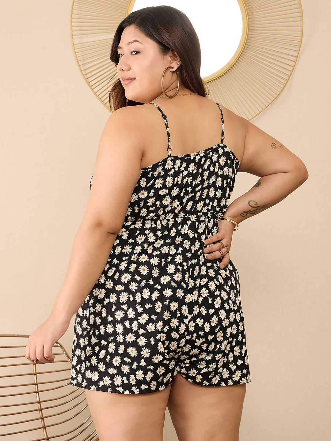 Berrylush Curve Women Black & White Floral Printed V-Neck Sleeveless Straight Hem Mini Jumpsuit