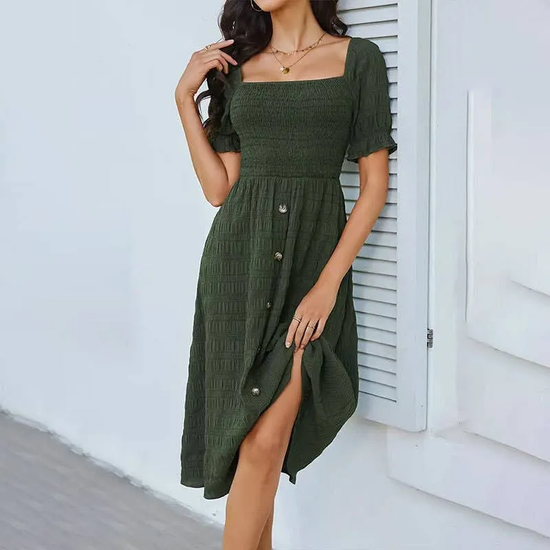 BUTTON-EMBELLISHED PLEATED DRESS_CWDSD3554