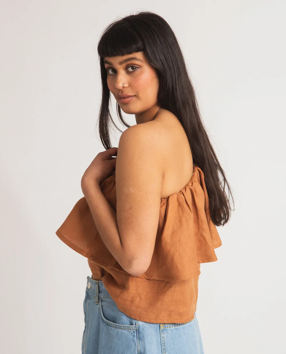 Isabelle Linen Top In Tan