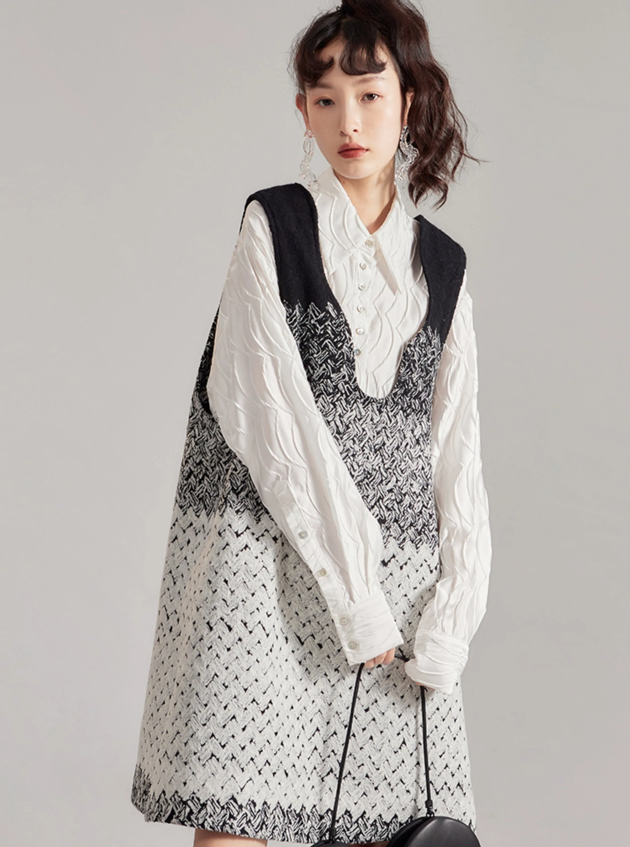 Mid-length knitted vest dress
