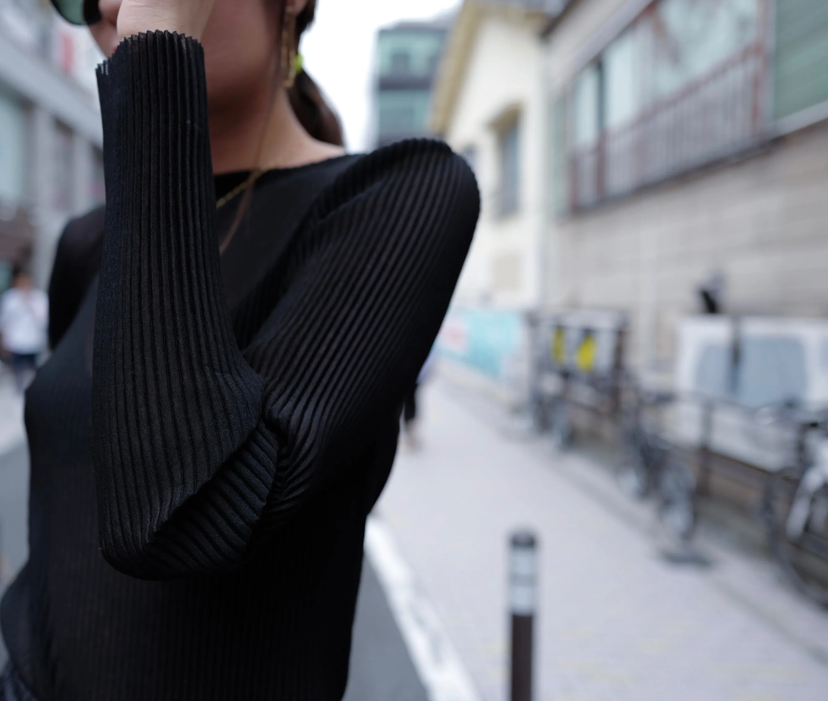 Pleated Sheer Top White/Black