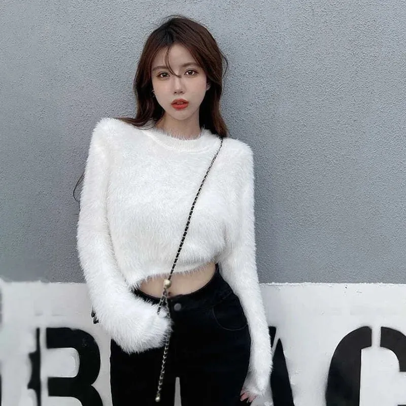 Round Neck Long Sleeve Knitted Velvet Sweater