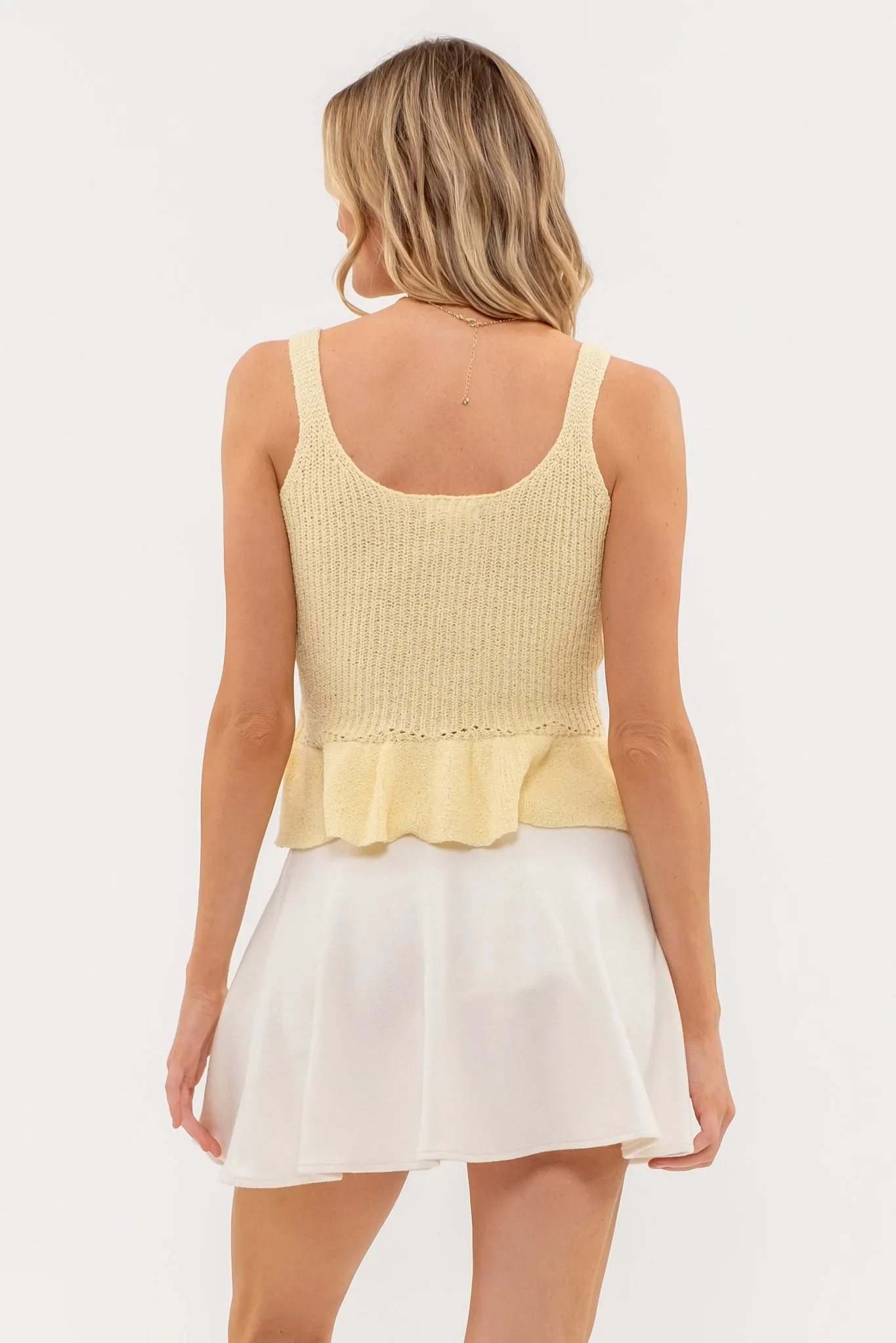 RUFFLE HEM SLEEVELESS SWEATER KNIT TOP