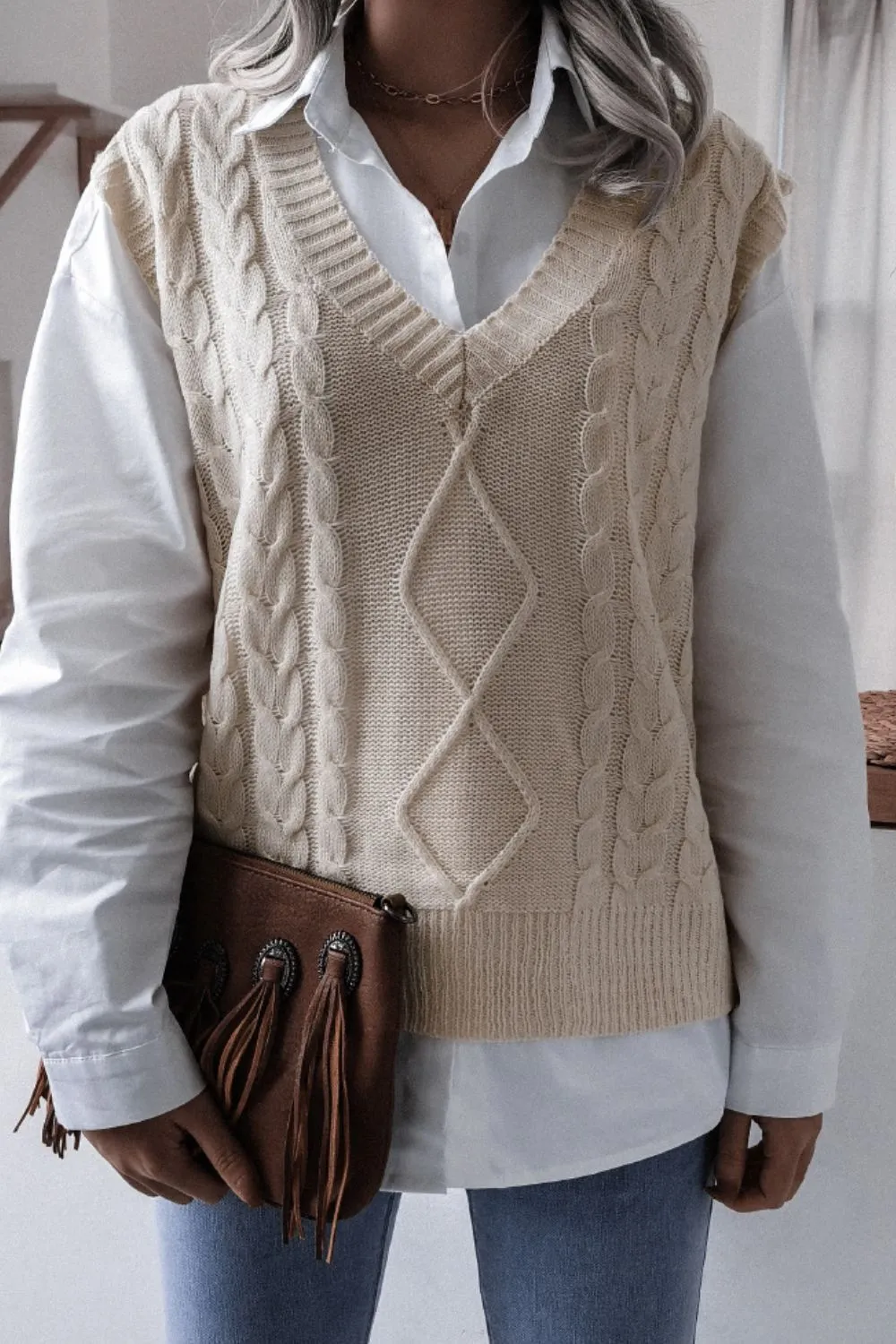 Women Cable-Knit Ribbed V-Neck Sweater Vest