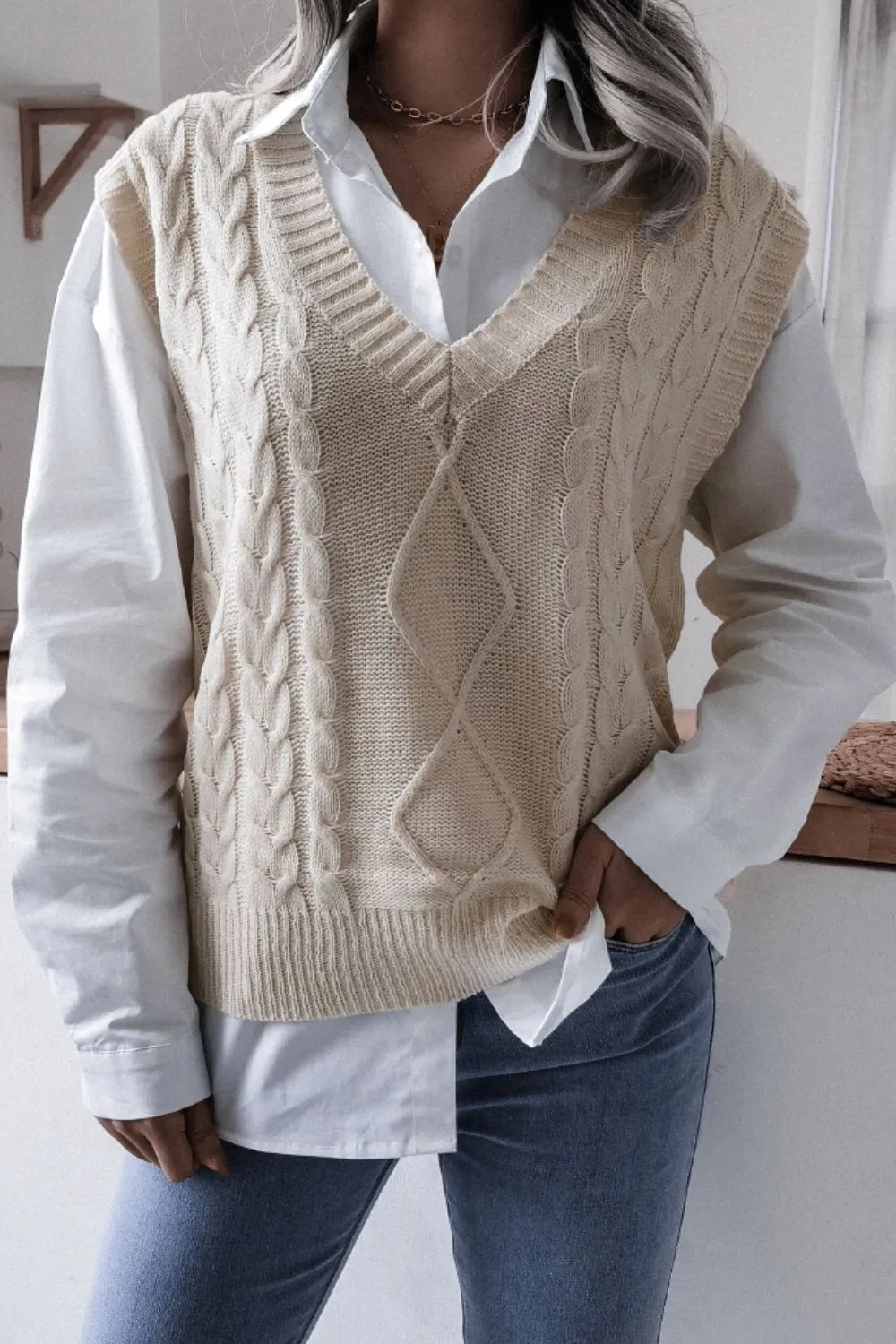 Women Cable-Knit Ribbed V-Neck Sweater Vest