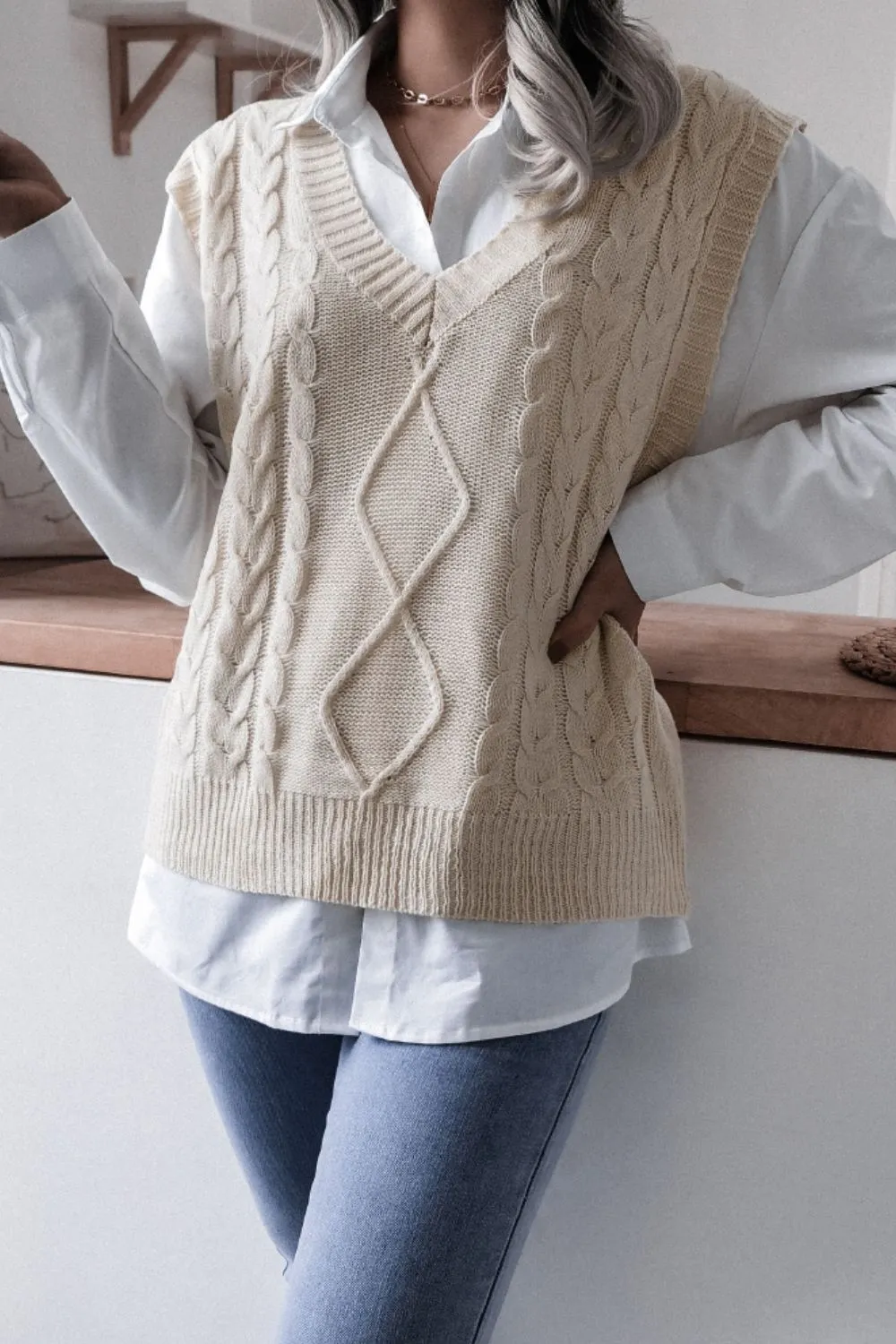 Women Cable-Knit Ribbed V-Neck Sweater Vest